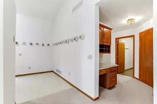 423 Tischler Ave SE, Faribault, MN 55021 - Photo 9