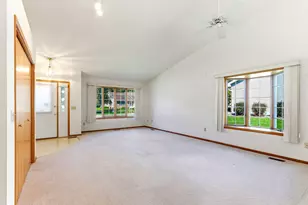 423 Tischler Ave SE, Faribault, MN 55021 - Photo 3