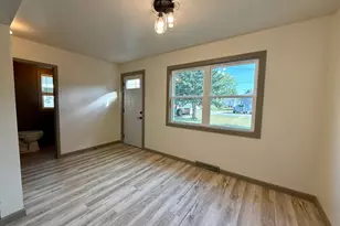 510 E Plum St, Redwood Falls, MN 56283 - Photo 11