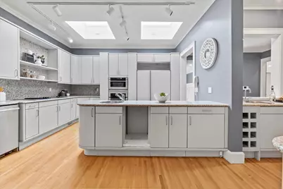 1724 Summit Avenue #R, Minneapolis, MN 55403 - Photo 25