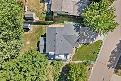 2679 Guthrie Avenue N, Oakdale, MN 55128 - Photo 7