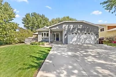 2679 Guthrie Avenue N, Oakdale, MN 55128 - Photo 1