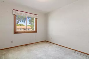 5235 Unity Ct, Crystal, MN 55429 - Photo 19