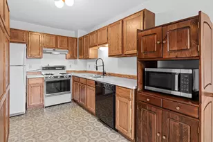 5235 Unity Ct, Crystal, MN 55429 - Photo 11