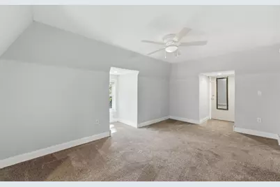 225 Cedar Street NE, New London, MN 56273 - Photo 15