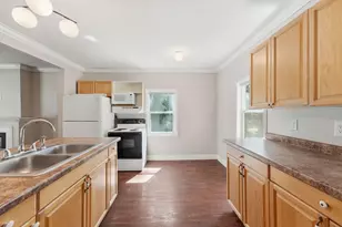 225 Cedar St NE, New London, MN 56273 - Photo 5