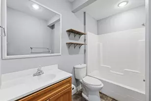 225 Cedar St NE, New London, MN 56273 - Photo 13