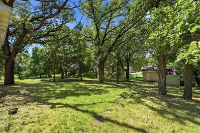 225 Cedar Street NE, New London, MN 56273 - Photo 21