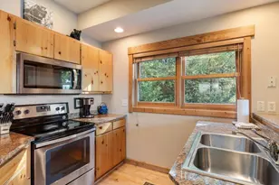 Cove Point Lodge 4576 Cove Side Cottages, Beaver Bay, MN 55616 - Photo 7