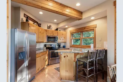 Cove Point Lodge 4576 Cove Side Cottages #410, Beaver Bay, MN 55616 - Photo 5