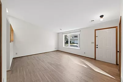 3630 Gershwin Lane N, Oakdale, MN 55128 - Photo 9