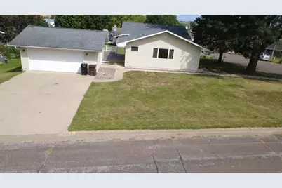 101 N Robert Street, Mabel, MN 55954 - Photo 1
