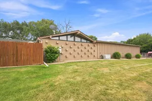9272 Rosewood Ln N, Maple Grove, MN 55369 - Photo 19