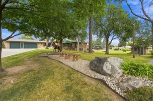 9272 Rosewood Ln N, Maple Grove, MN 55369 - Photo 5