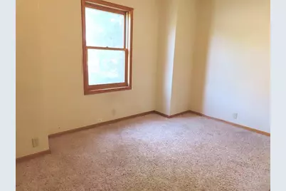 518 Main Avenue N, Thief River Falls, MN 56701 - Photo 7