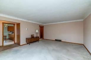 1015 Lafond Ave, Saint Paul, MN 55104 - Photo 5
