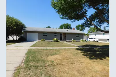1017 17th Street N, Moorhead, MN 56560 - Photo 1