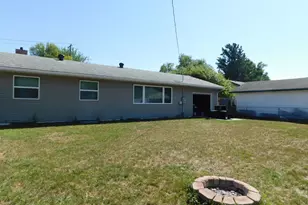 1017 17th St N, Moorhead, MN 56560 - Photo 35