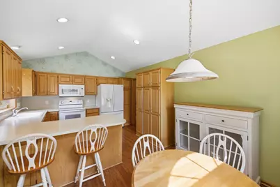 3824 93rd Avenue N, Brooklyn Park, MN 55443 - Photo 5
