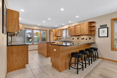 305 Salem Point Drive SW, Rochester, MN 55902 - Photo 5