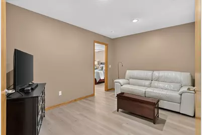 305 Salem Point Drive SW, Rochester, MN 55902 - Photo 17