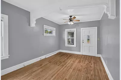 1927 Sherwood Avenue, Saint Paul, MN 55119 - Photo 9