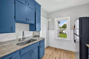 1927 Sherwood Ave, Saint Paul, MN 55119 - Photo 11