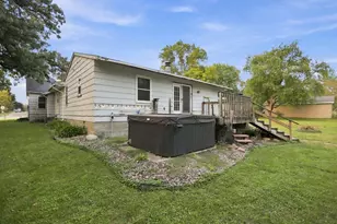 417 7th Ave NW, Waseca, MN 56093 - Photo 17