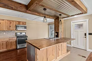 112704 Hundertmark Rd, Chaska, MN 55318 - Photo 5