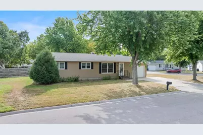 106 Ranch Avenue, Marshall, MN 56258 - Photo 5