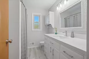 558 Hyde Ave N, Mahtomedi, MN 55115 - Photo 11