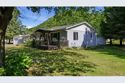 1104 W Winter Avenue, Elmwood, WI 54740 - Photo 3