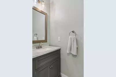 899 Ashland Avenue, Saint Paul, MN 55104 - Photo 15