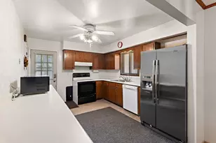 2986 Woodbridge St, Roseville, MN 55113 - Photo 9