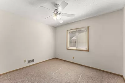 2986 Woodbridge Street, Roseville, MN 55113 - Photo 15