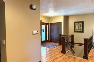 104 W Veterans Dr, Luverne, MN 56156 - Photo 9