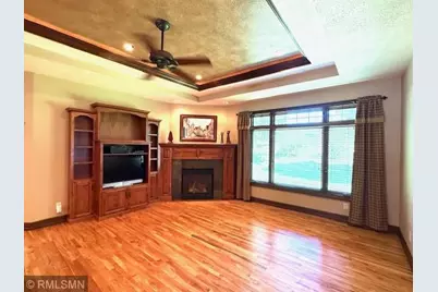 104 W Veterans Drive, Luverne, MN 56156 - Photo 7
