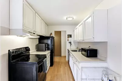 4548 Cedar Lake Road S #2, Saint Louis Park, MN 55416 - Photo 5