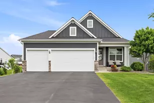 10950 38th Ct N, Lake Elmo, MN 55042 - Photo 1