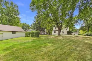 106 E 3rd St, Starbuck, MN 56381 - Photo 39