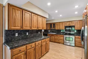 700 Spruce Dr, Hudson, WI 54016 - Photo 15