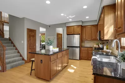 7164 Harrison Hill Trail, Chanhassen, MN 55317 - Photo 9
