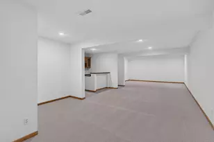 3781 Burgundy Dr, Eagan, MN 55122 - Photo 33