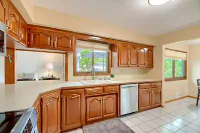 227 Dawn Avenue, Shoreview, MN 55126 - Photo 9
