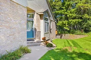 3771 Burgundy Dr, Eagan, MN 55122 - Photo 3