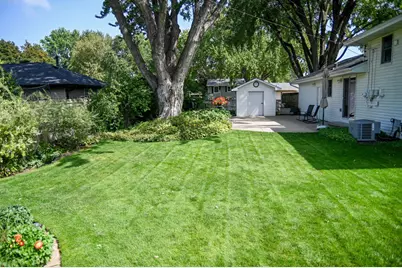 8486 88th Street S, Cottage Grove, MN 55016 - Photo 3