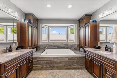 2400 Jennifer Lane, Shakopee, MN 55379 - Photo 29