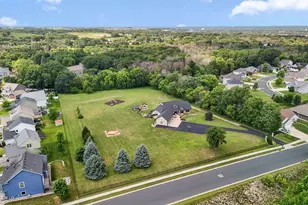2400 Jennifer Ln, Shakopee, MN 55379 - Photo 63