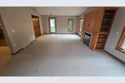 1909 9th Street SW, Austin, MN 55912 - Photo 13