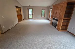 1909 9th St SW, Austin, MN 55912 - Photo 13